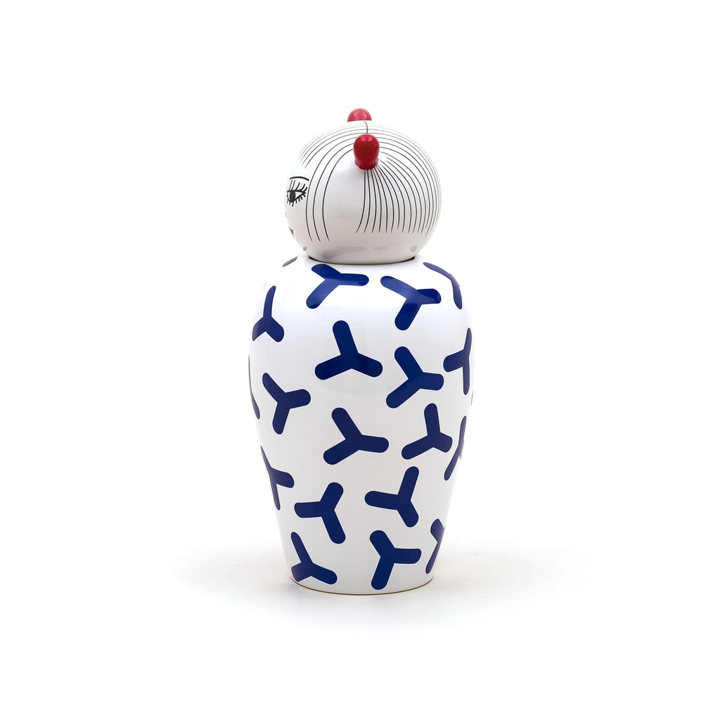 Jarrón decorativo de porcelana con figura femenina