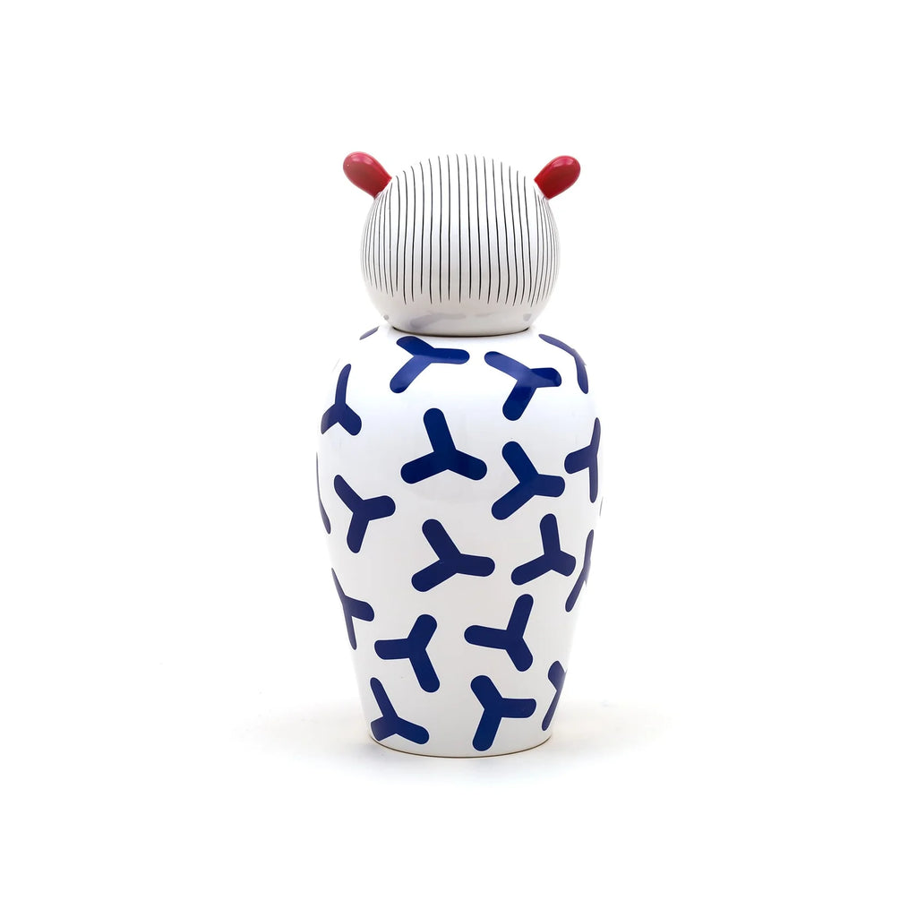 Jarrón decorativo de porcelana con figura femenina